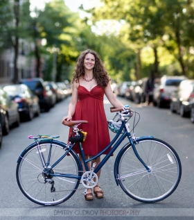 Bike Portrait: Jessica and her Globe Daily in Brooklyn