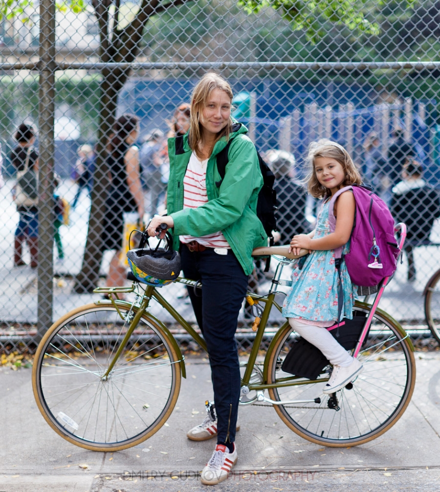 Bike Portrait of mother and daughter in Manhattan