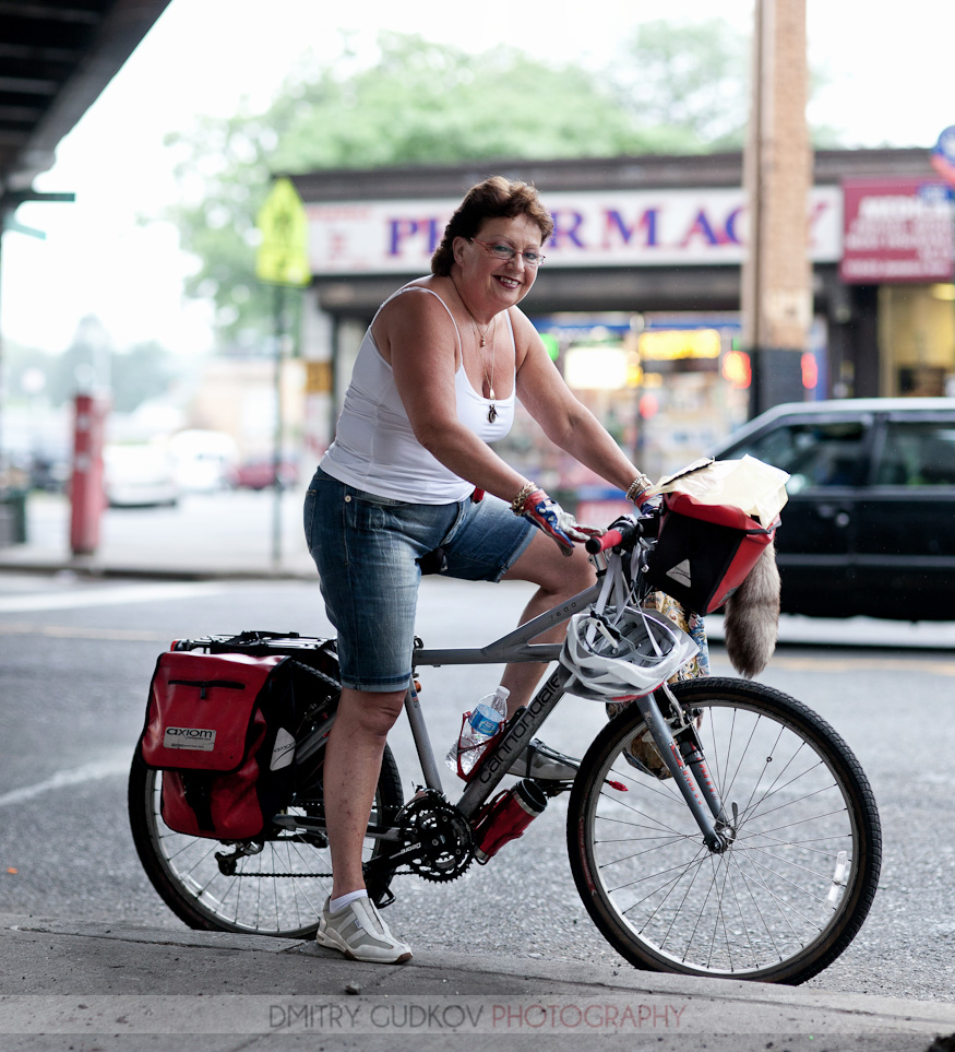 cathy catwoman cannondale queens bike portrait