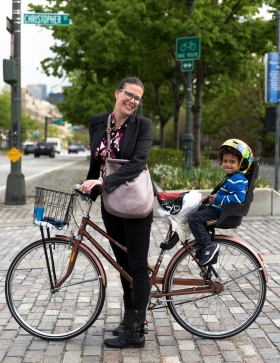 mother child bike portrait bike seat new york